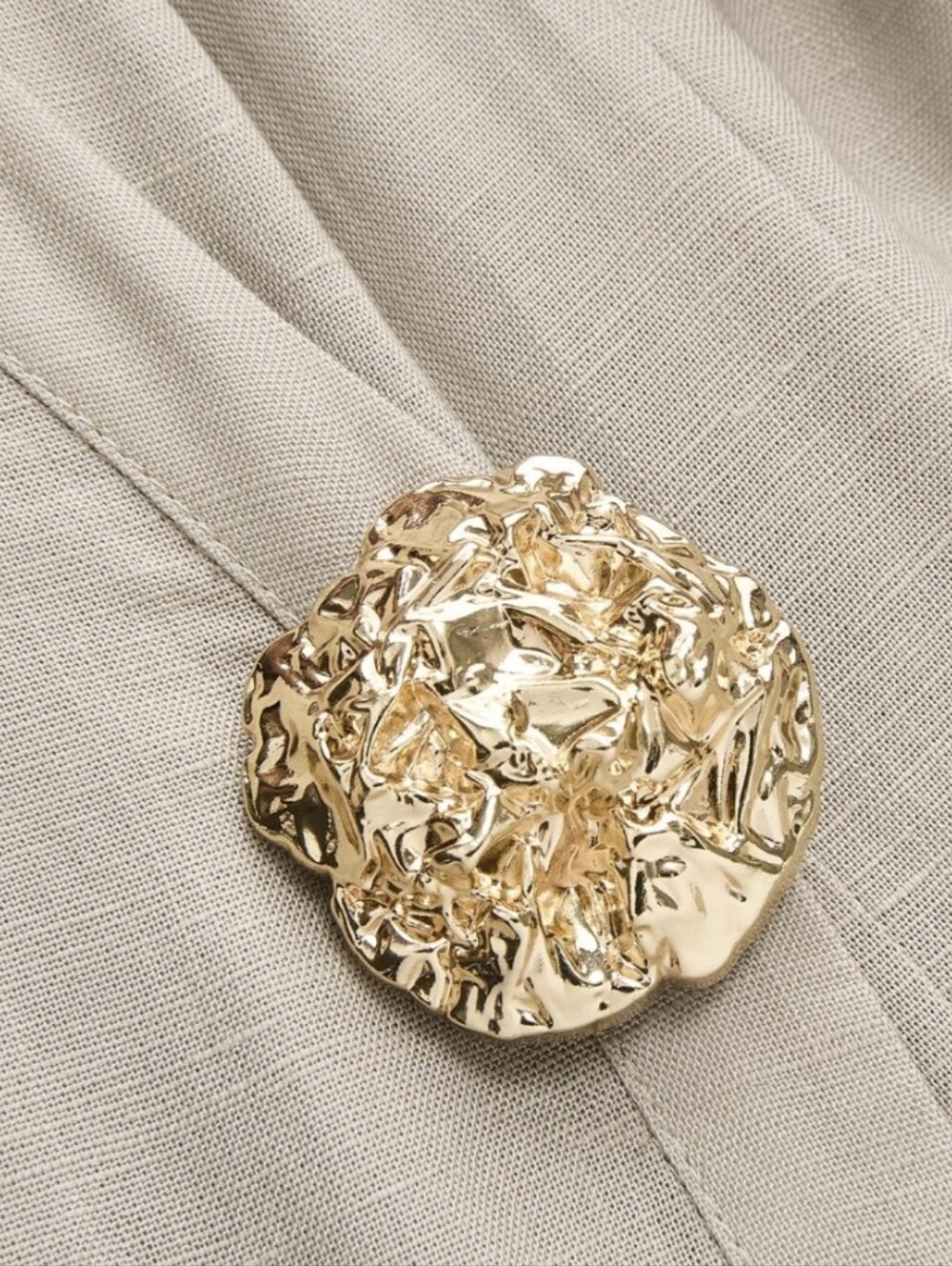 Commense Blouse Top Balloon Sleeve Peplum Linen Gold Statement Button Tan XL NWT - Picture 5 of 7